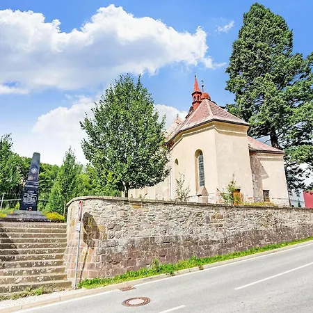 Modern In Cern Dul With Private Garden * Cerny Dul