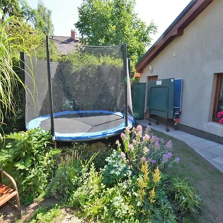 Modern In With Private Garden Дом отдыха Черный Дул