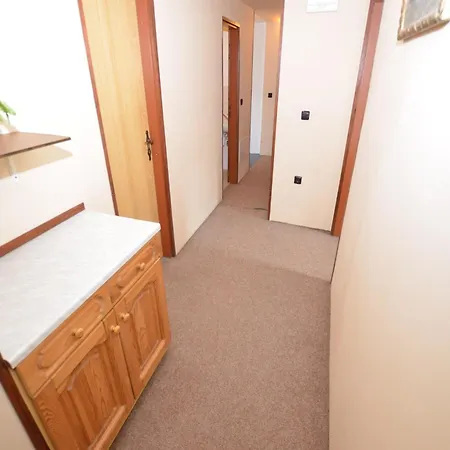 Holiday home Modern In With Private Garden