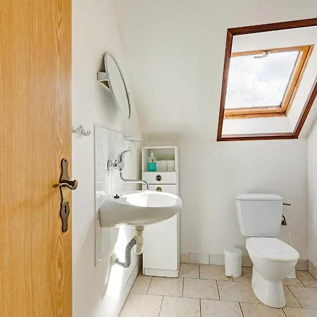 Modern In With Private Garden Дом отдыха Черный Дул