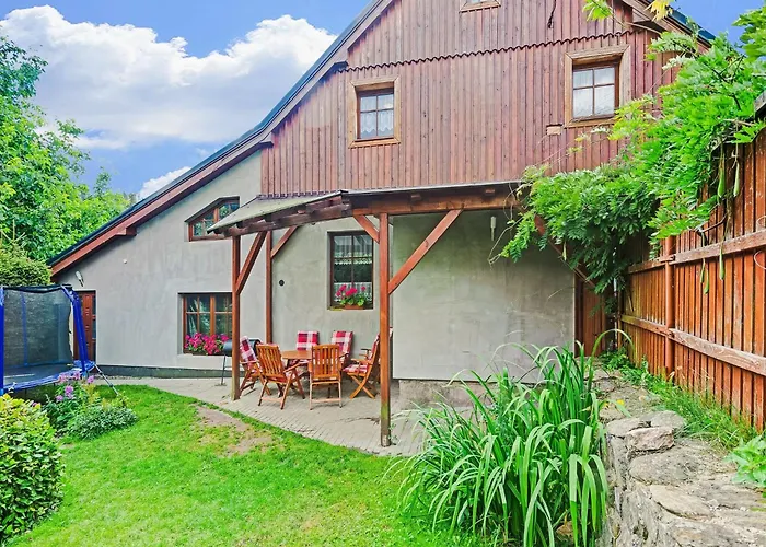Modern In With Private Garden Ferienhaus